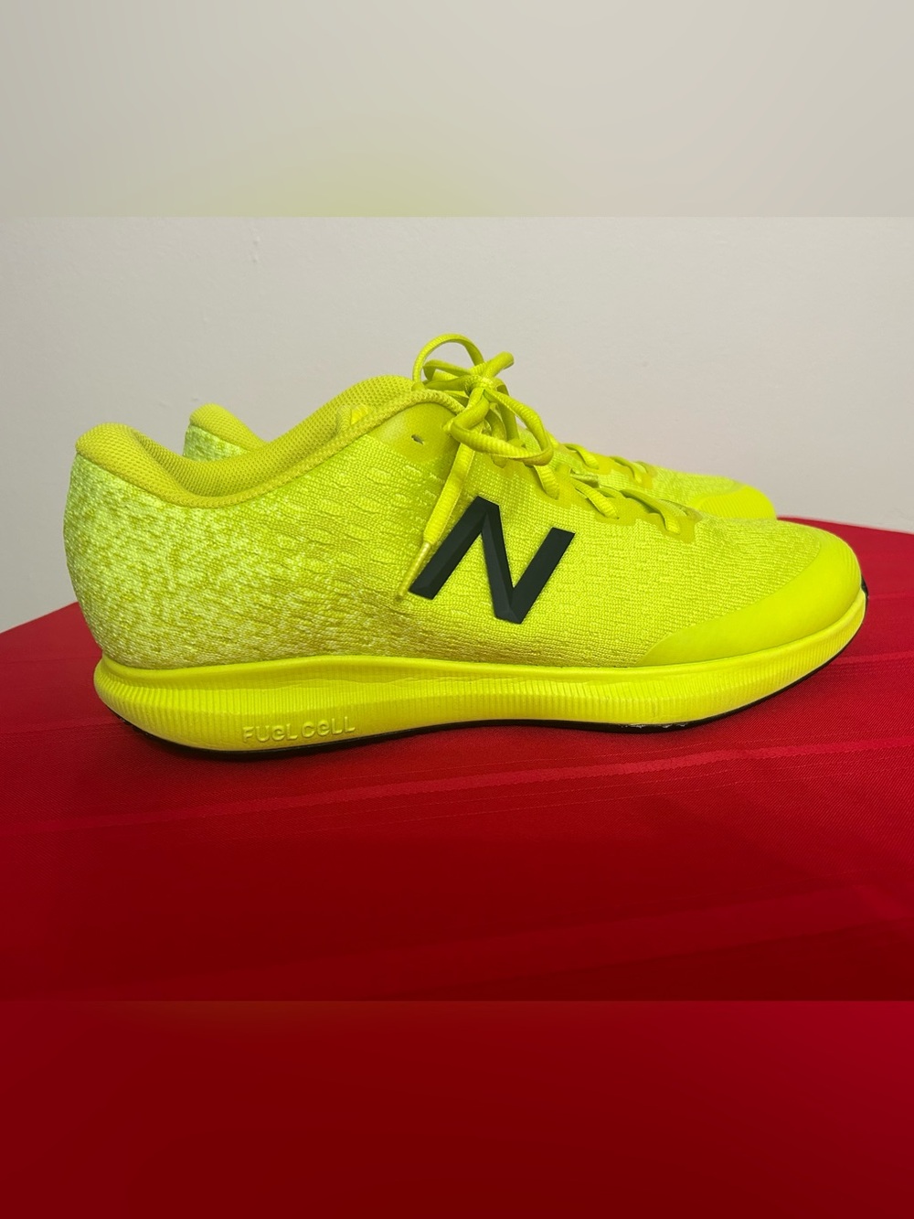 New Balance 996 FuelCell Shoes Men’s Size 15 Yellow Low Top Sneakers MCH996S4